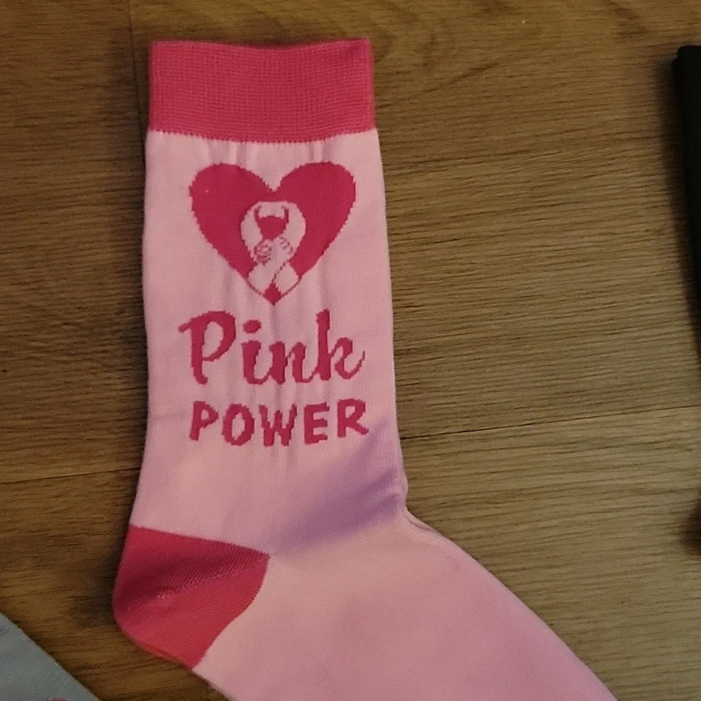 Toulite 4 pair Breast Cancer Awareness soft crew socks white pink black gray New